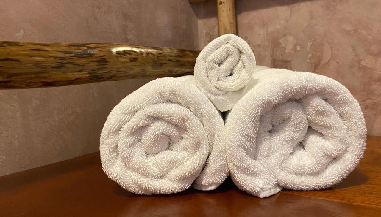 Hotel Maya Internacional Flores Eksteriør bilde