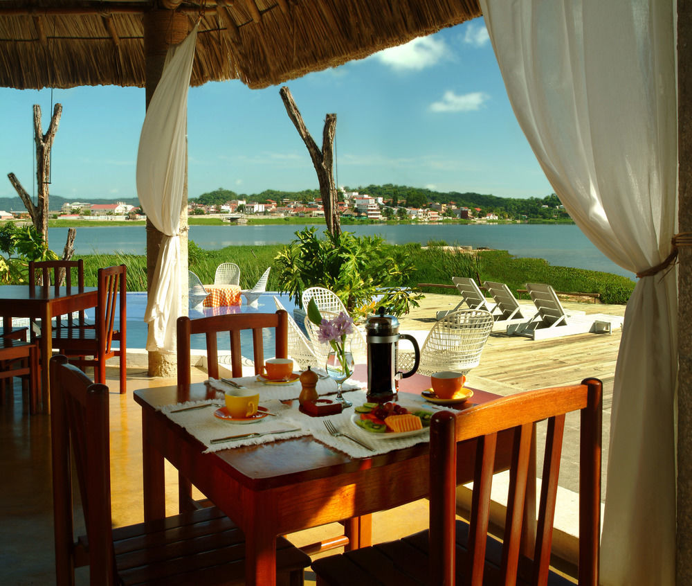 Hotel Maya Internacional Flores Eksteriør bilde